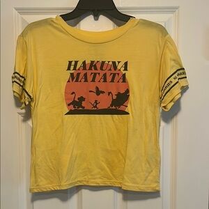 Disney Yellow Hakuna Matata Short Sleeve Tee (lion king)